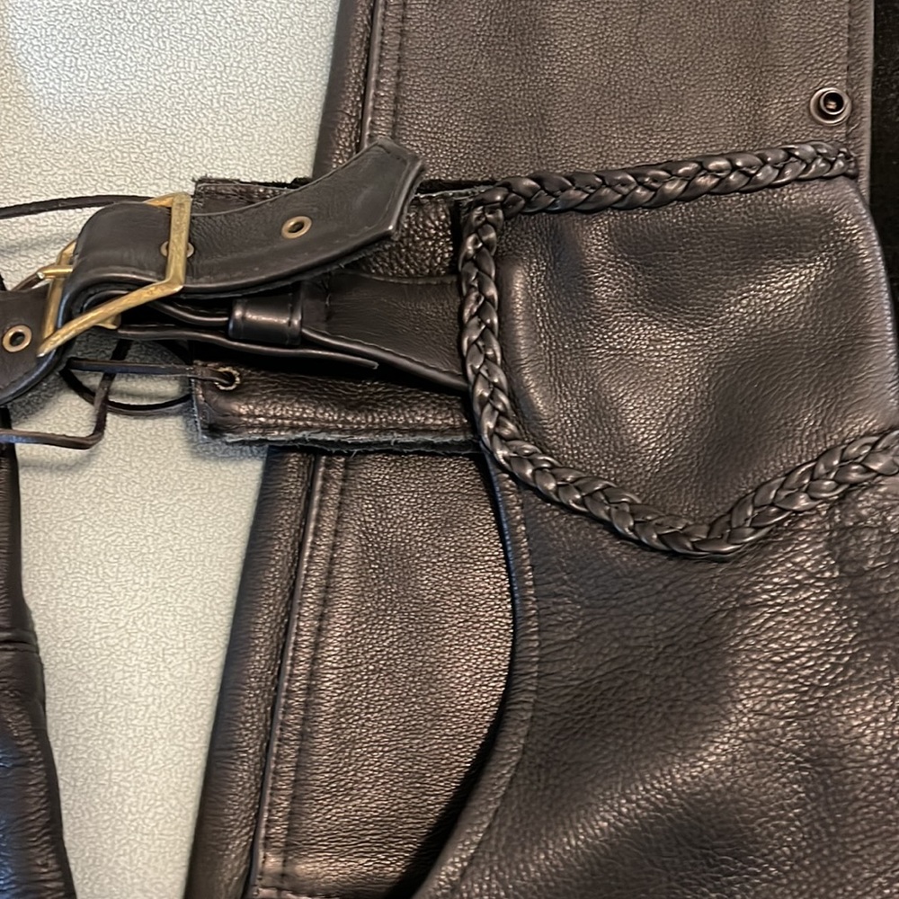 Men’s size XXL black riding chaps. - Picture 5 of 6
